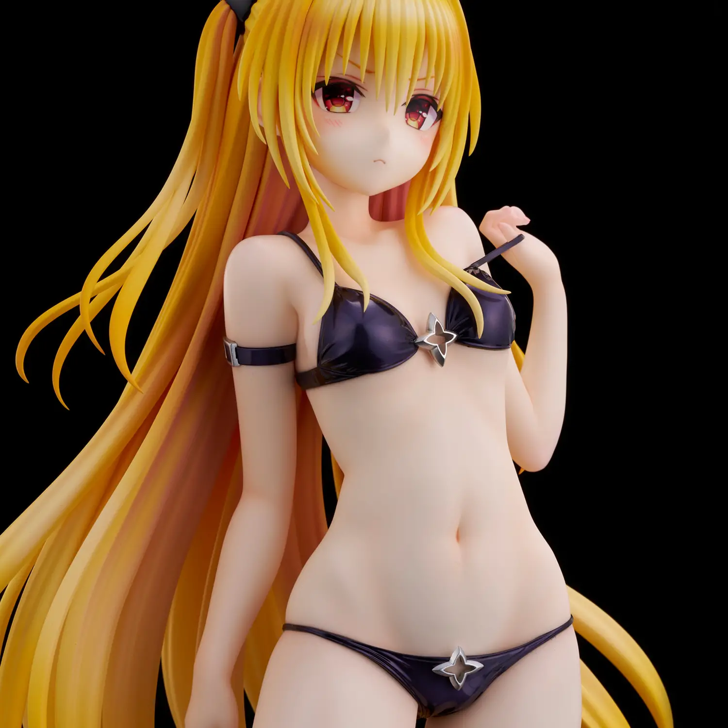 Figurine Golden Darkness Ver. Swimsuit de To LOVEru Darkness par Union Creative
